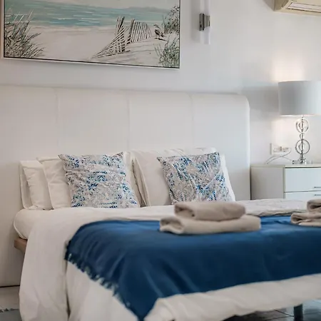 Secret View Calahonda Apartment Marbella Room photo